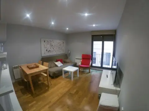 Apartment in Avenida de César Augusto