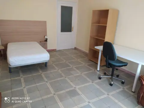 Piso en Universidad