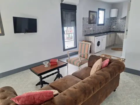 Apartamento en calle San Antonio Mª Claret, nº 36,