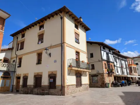 Casa en Travesía del Conde de Torremuzquiz, 3