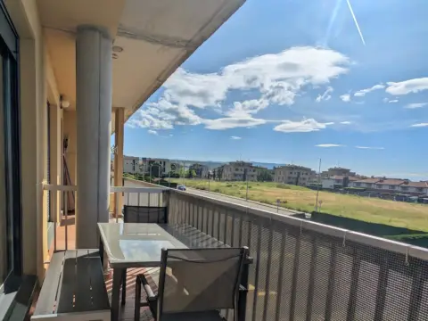 Piso en Avenida de La Rioja, 5