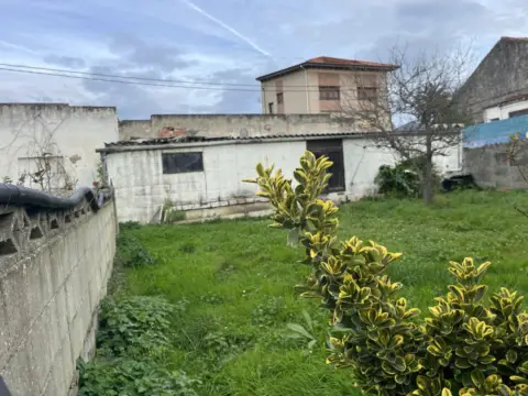 Casa pareada en calle de Repuente