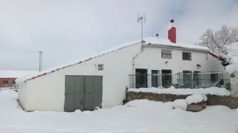 Chalet pareado en calle Real