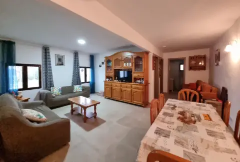 Chalet pareado en calle Real