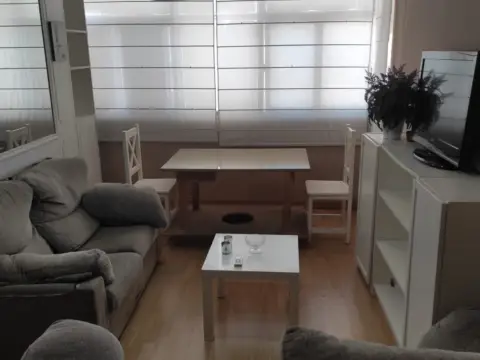 Apartamento en calle de Menacho