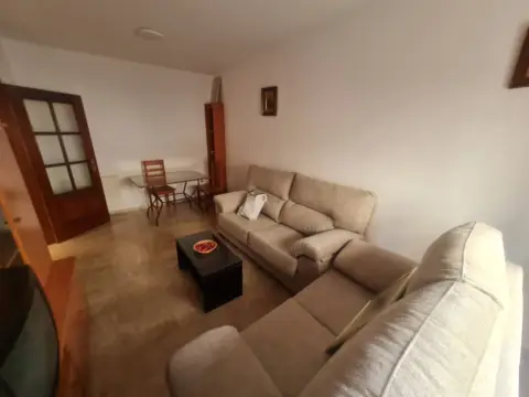 Estudio en calle de Julia Urdaín Zubelzu