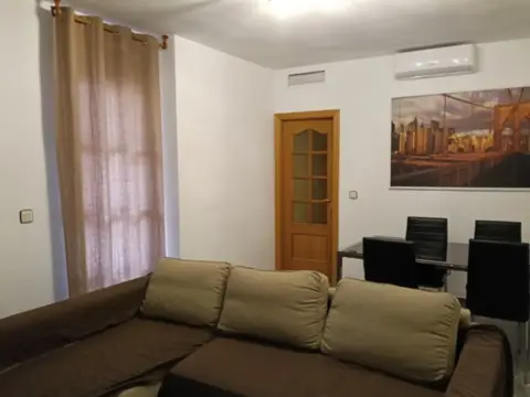 Apartamento en calle de los Hermanos Carrasco Garrorena