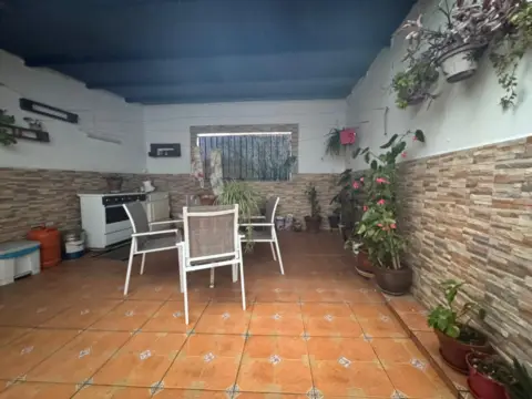 Casa en calle Sánchez Silva