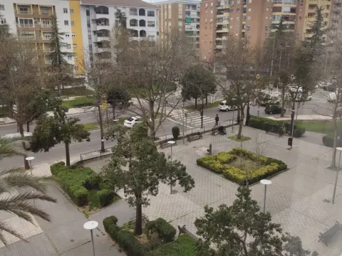 Piso en Avenida de Damián Téllez Lafuente