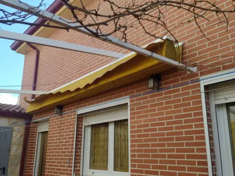 Casa en calle de la Rúa Oscura