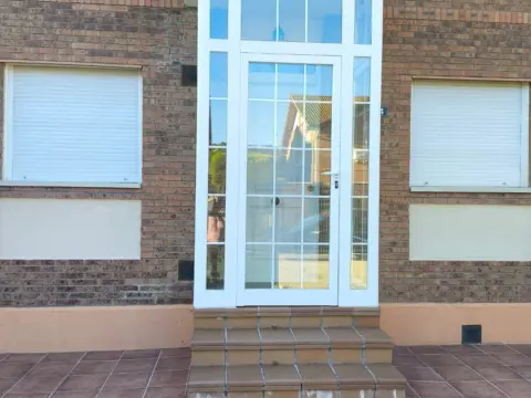 Chalet pareado en calle de Fujara