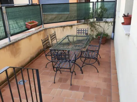 Piso en calle de la Laguna, 1