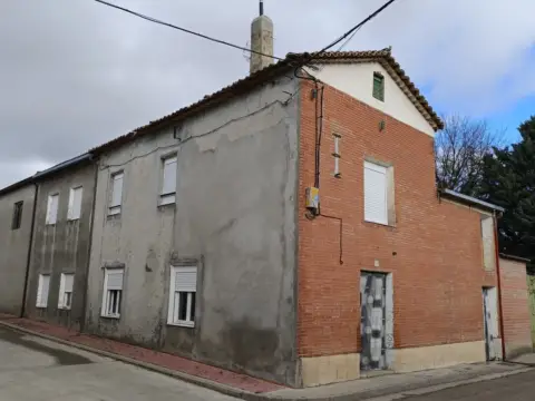 Casa en calle de Jardines
