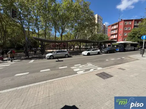 Piso en Plaza de los Vadillos