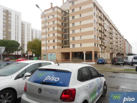 Piso en Avenida de la Libertad
