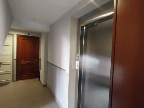Piso en calle de Bécquer, 3