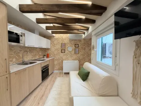 Estudio en calle del Águila