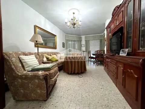 Piso en calle de San Francisco, 63