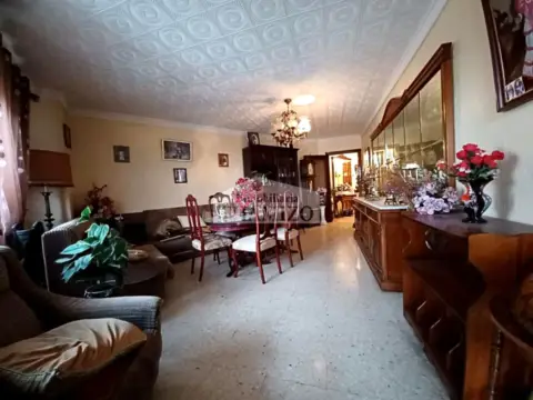 Piso en calle de San Francisco, 63