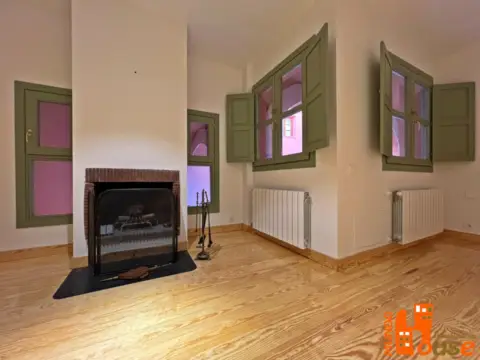 Dúplex en calle de las Guardas