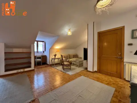 Piso en calle de la Calandria