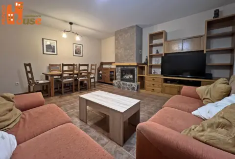 Chalet pareado en Paseo del Pocillo