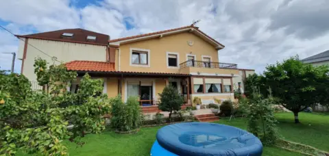 Chalet en calle de Adarzo