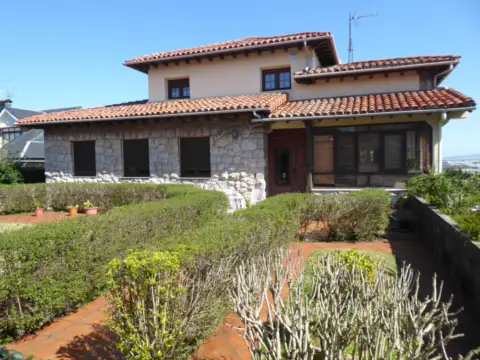 Casa en Avenida de Bilbao