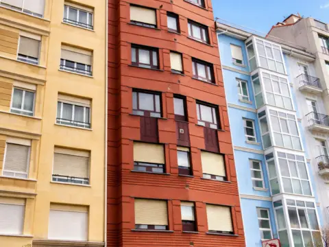 Piso en Avenida de la Reina Victoria