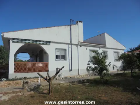 Chalet unifamiliar en A 20 Minutos de Valencia