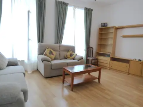 Piso en calle de Cervantes