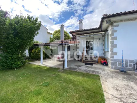 Chalet unifamiliar en Avenida de Bretón de los Herreros