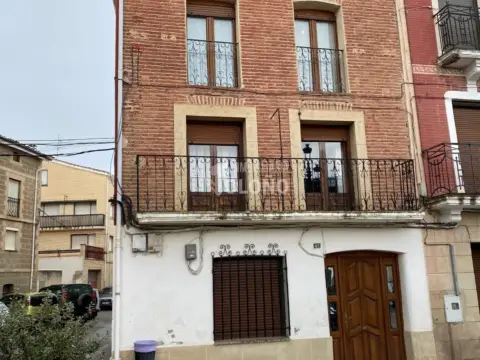 Casa rústica en calle Mayor