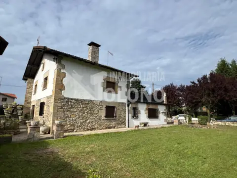 Casa rústica en calle de Elizaldea