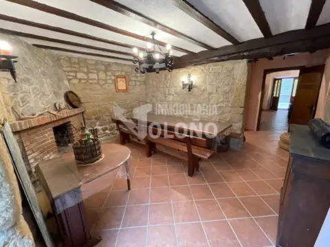 Casa en calle del Cierzo, 10