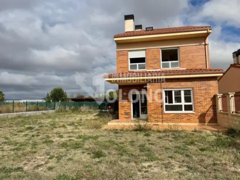 Chalet unifamiliar en Camino de Lámpara