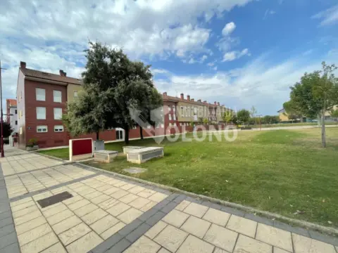 Piso en calle Cenicero, 9