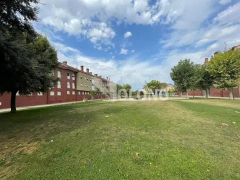 Piso en calle Cenicero, 9