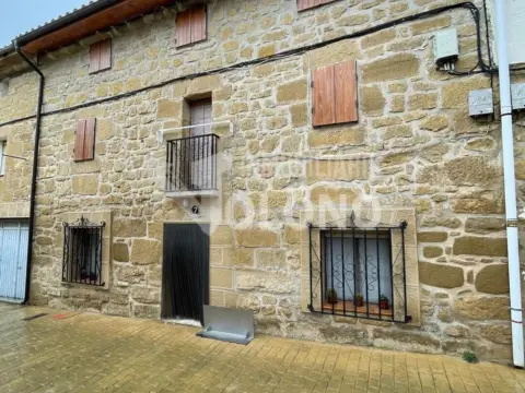 Casa en calle de Sangüesa, 7