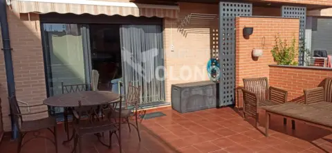 Chalet adosado en calle de Rigoberta Menchú