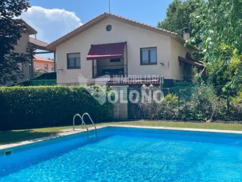 Chalet unifamiliar en calle de Viñas Viejas, 1