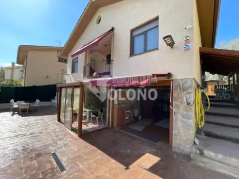 Chalet unifamiliar en calle de Viñas Viejas, 1