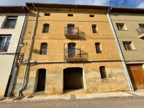 Casa en calle de Larrazuria, 54