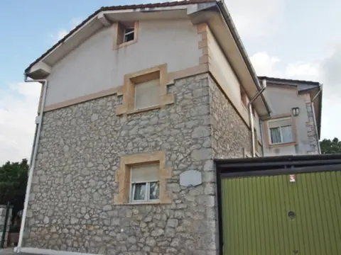 Casa en calle calle  Torres Oruña