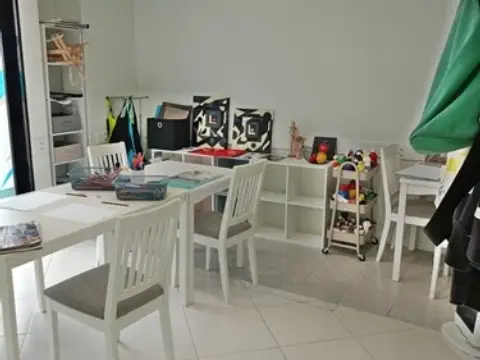 Local comercial en calle de Romea