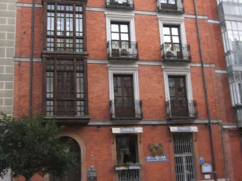 Piso en calle de Miguel Iscar