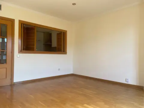 Apartamento en calle Raimundo Fernández Villaverde