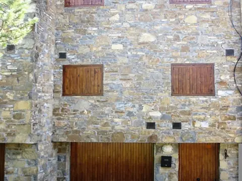 Casa en calle de la Fueva, nº 00