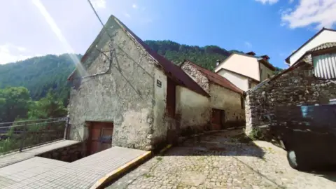 Casa en calle de la Lafargueta, 1