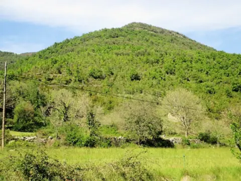 Terreno en calle Santa Olaria de Ara, nº 00